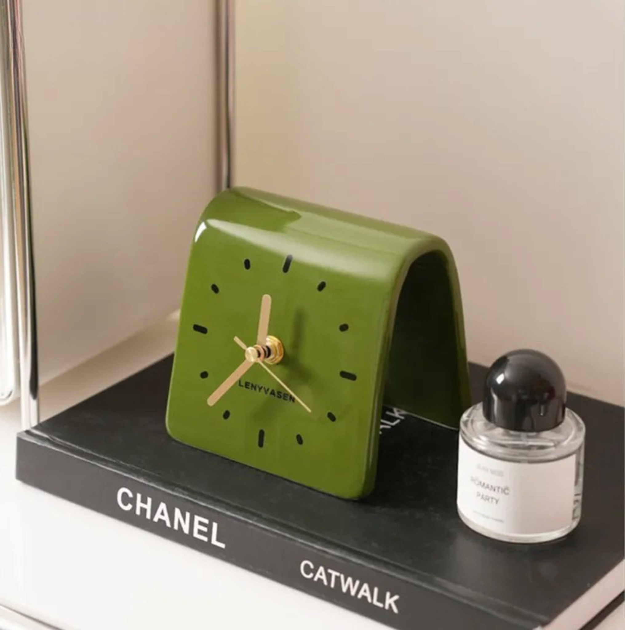 Maqiato | Ceramic Square Desk Clock