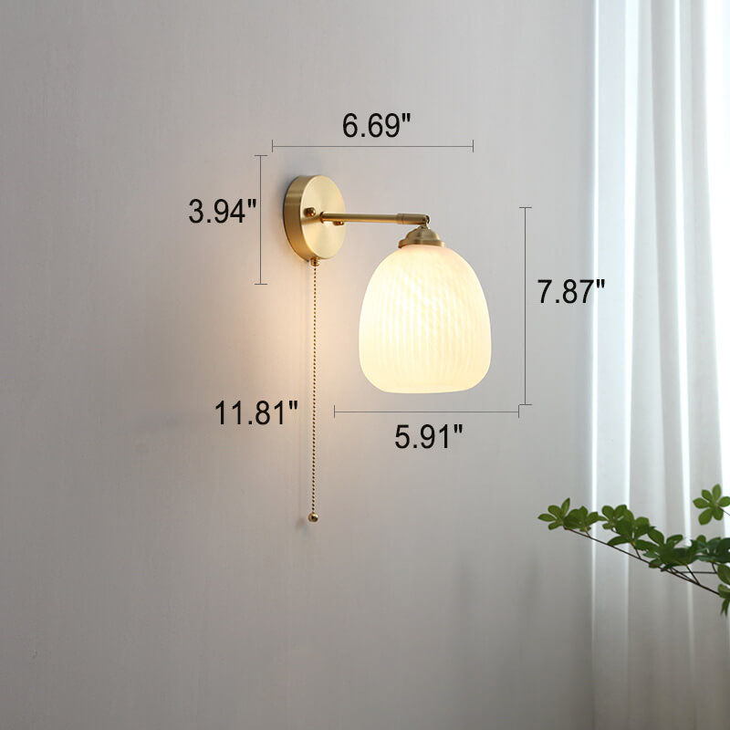 Maqiato | Contemporary Glass & Brass Wall Light