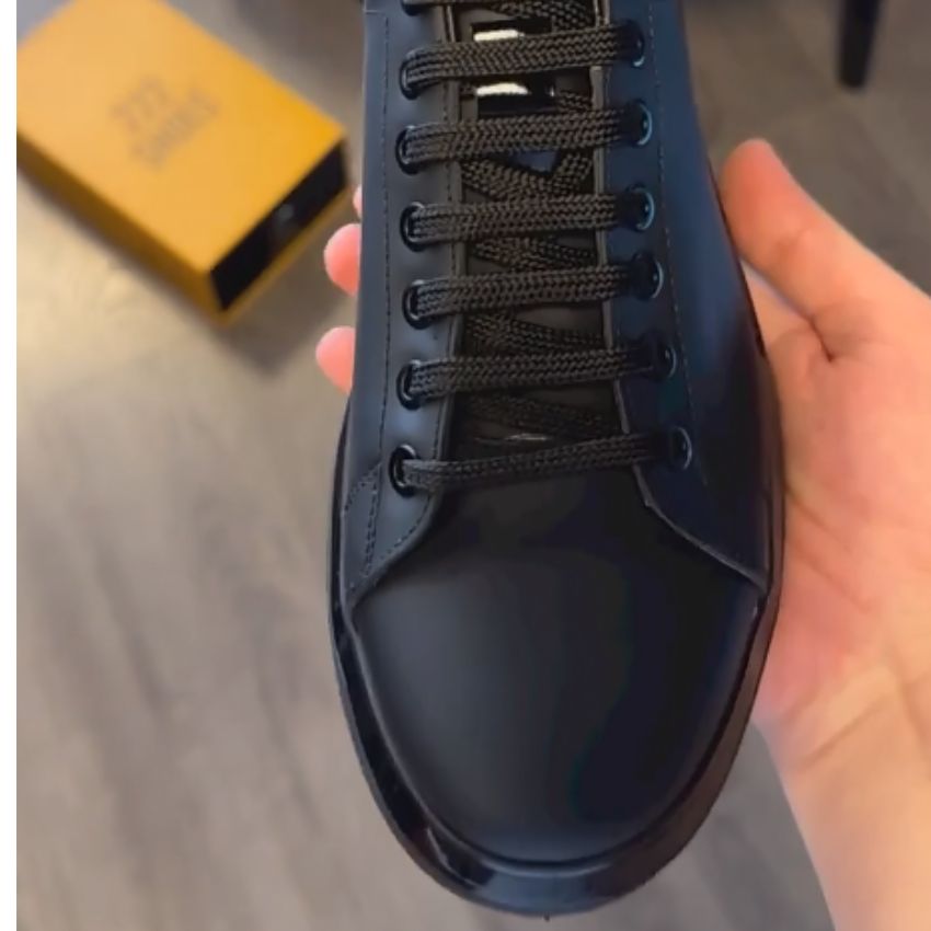 Maqiato | Men's Casual Sneakers in Black