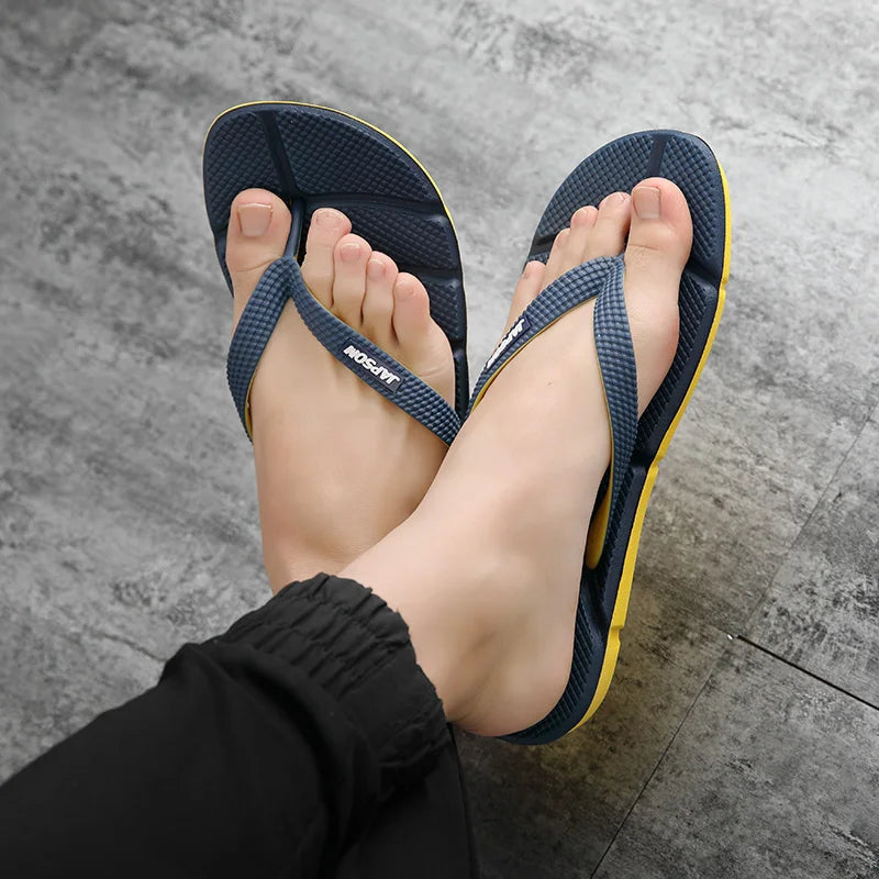 Maqiato | Men's Cushioned Flip Flops