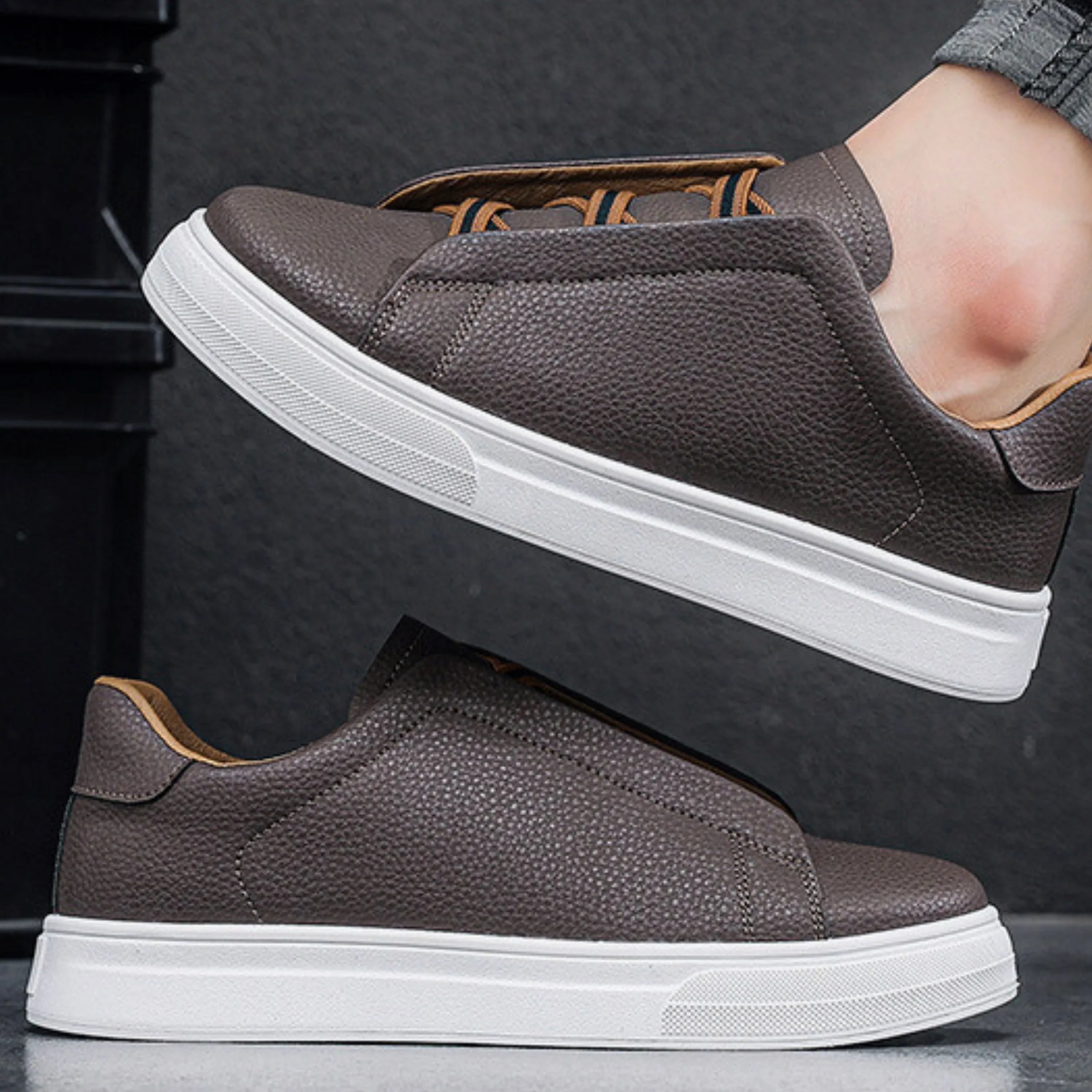 Maqiato | Men's Slip-On Sneakers