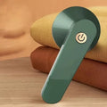 Maqiato | Rechargeable Fabric Shaver in White