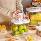 Maqiato | Vacuum Food Storage Container with Hand Pump