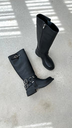 Maqiato | Women's Black Combat Boots