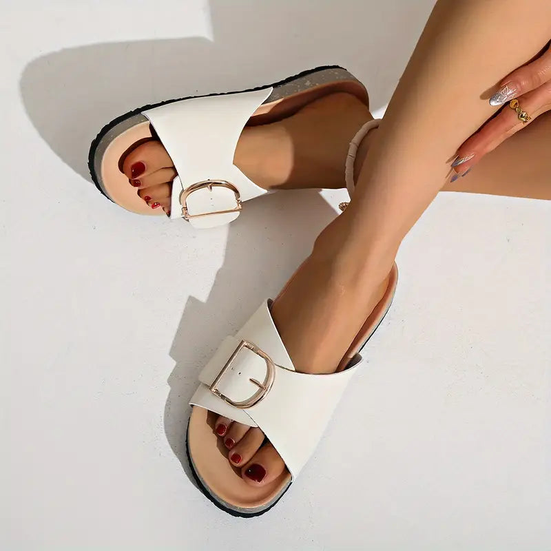Maqiato | Women's Buckle-Strap Comfort Sandals