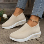Maqiato | Women's Cushioned Wedge Slip-On Sneakers