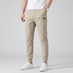 Maqiato | Stretchy cargo pants with flexible material and minimalist design