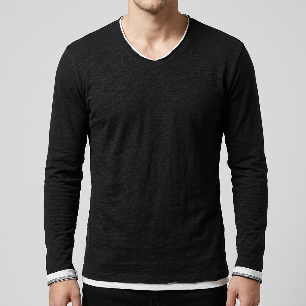 Maqiato | Lightweight long sleeved shirt with V-neck design