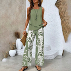 Women’s Sleeveless Two Piece Print Suit